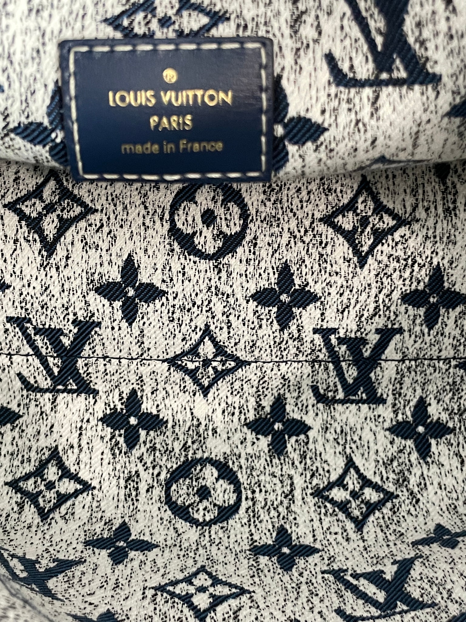 Louis Vuitton OnTheGo Tote Monogram Jacquard Denim MM Gray 2173891
