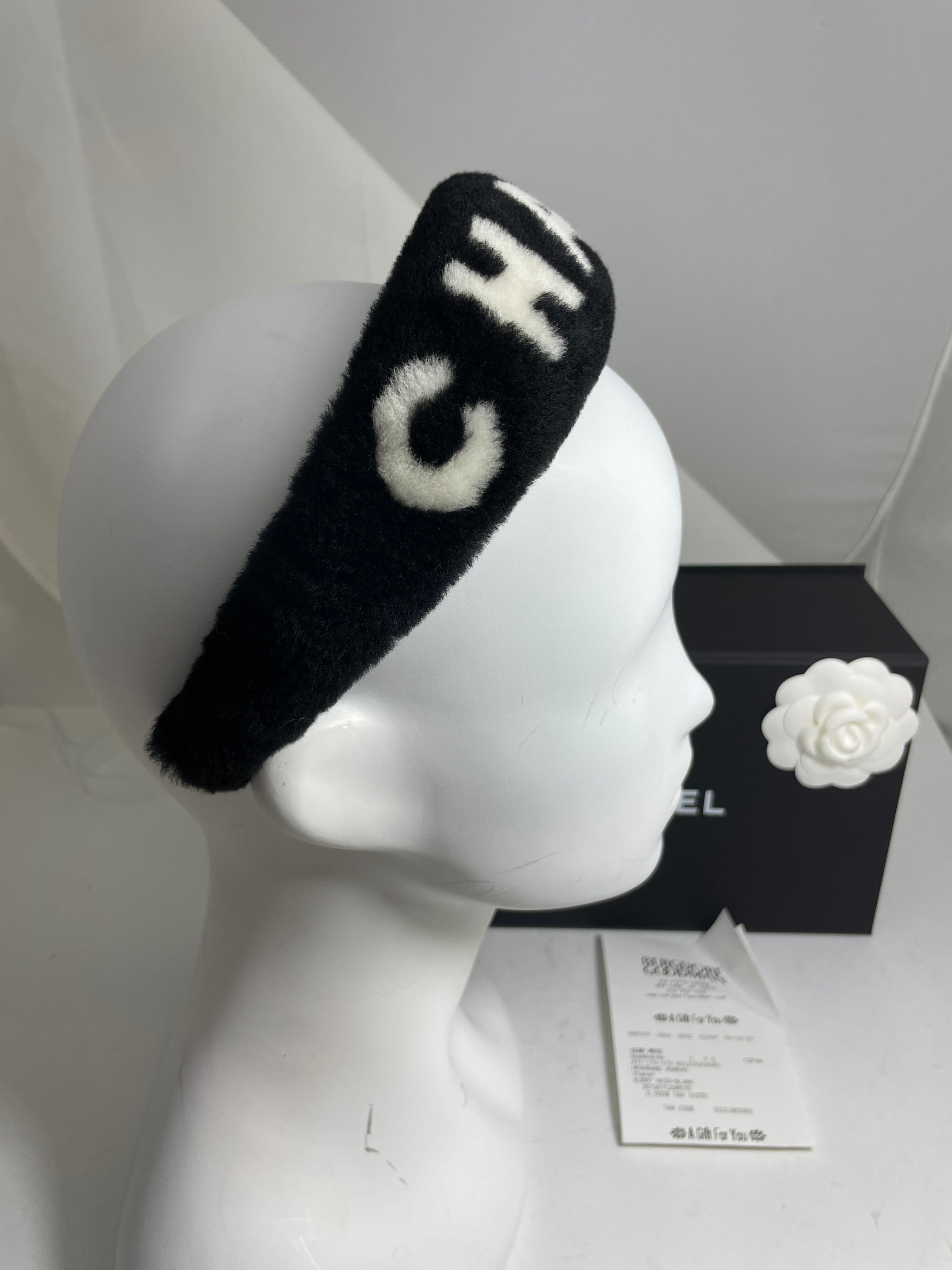 NWT Chanel Shearling Headband Chanel 2021 Shearling Headband - White Hats, Accessories  main image 2