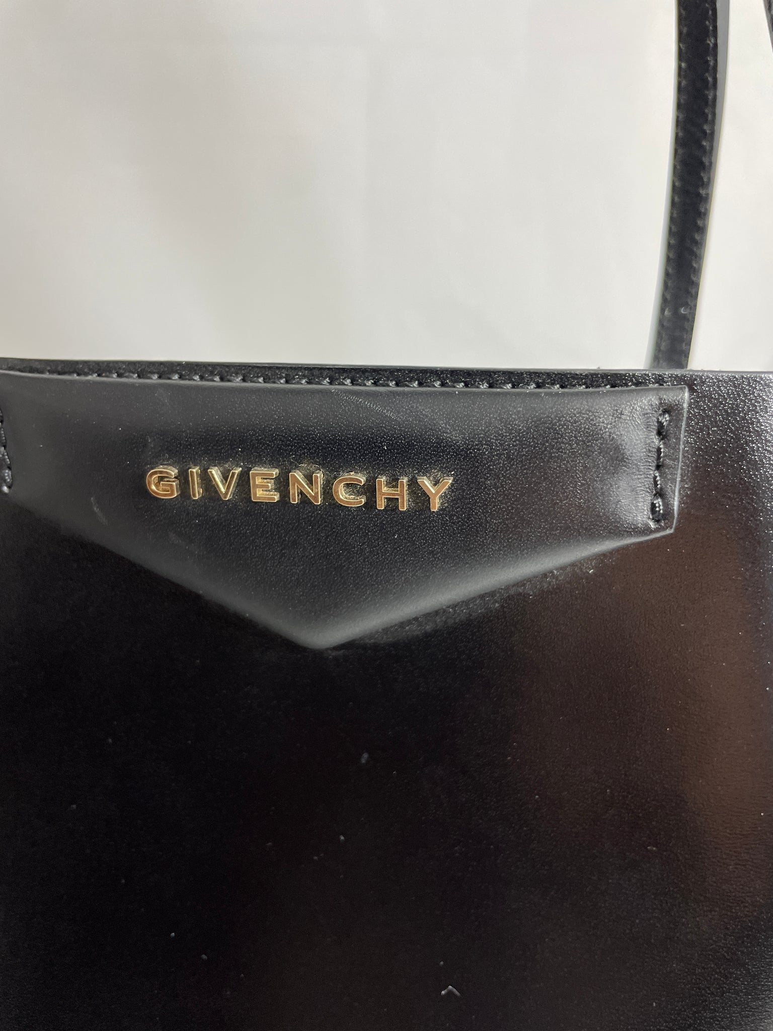 Givenchy Antigona Large Black Leather Tote – The Millionaires Closet