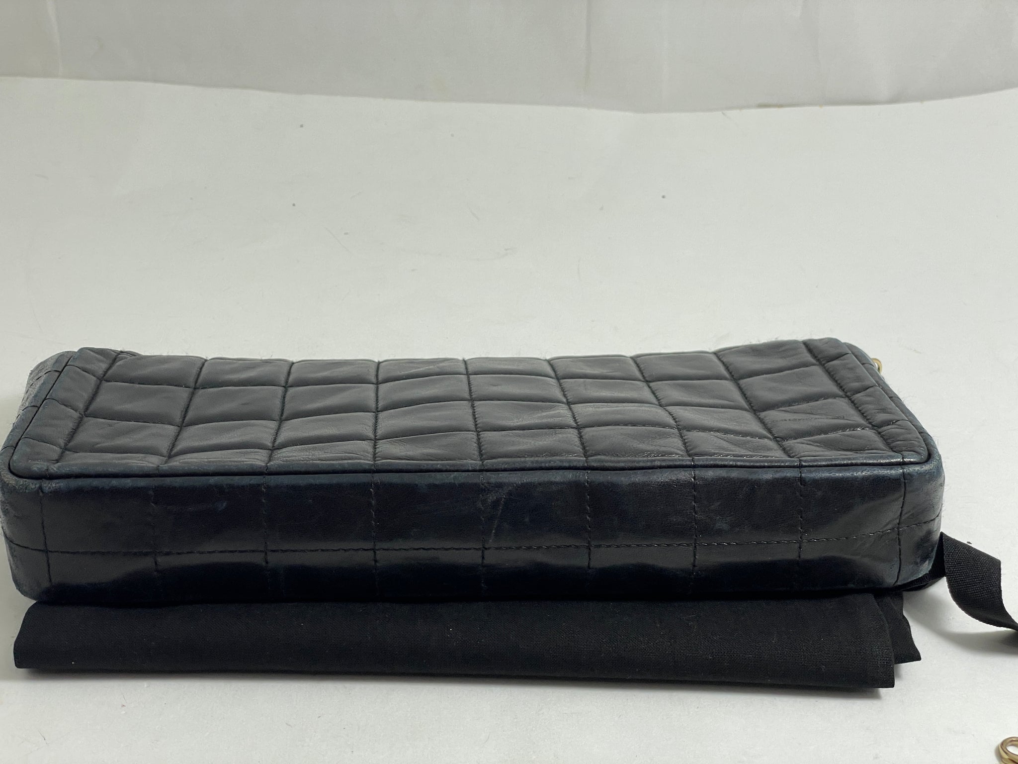 Black Chanel 2002-2003 East West Chocolate Bar Flap Bag – Designer Revival