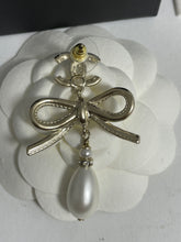 Load image into Gallery viewer, Chanel 22S CC Gold Tone Bow Pearl Drop Earrings
