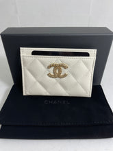Load image into Gallery viewer, Chanel 22 White Caviar Card Case Large Chain CC
