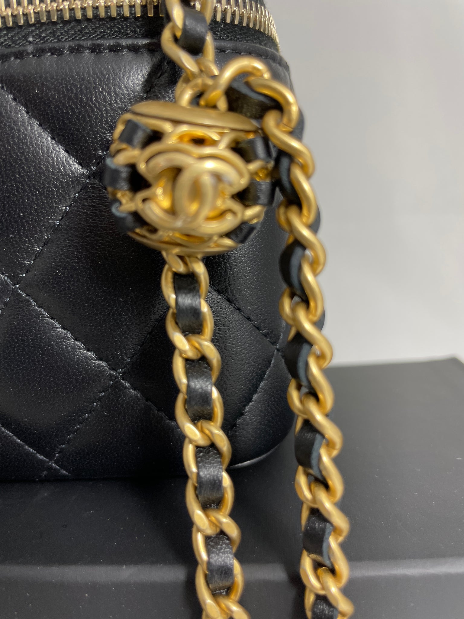 Chanel Classic Black Lambskin Pearl Crush Vanity Bag – The Millionaires  Closet
