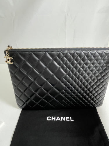 Chanel Small Vanity with Chain, Phone Holder Clutch Chain, CC Filigree  WOC Comparison