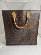 Load image into Gallery viewer, Louis Vuitton Monogram Tote Handbag
