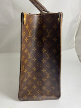 Load image into Gallery viewer, Louis Vuitton Onthego GM Monogram Tote Handbag
