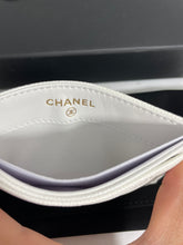 Load image into Gallery viewer, Chanel 22B White Caviar Card Case
