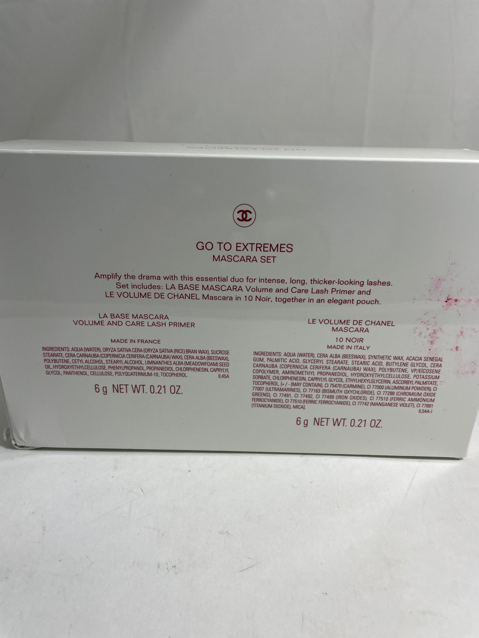 Chanel mascara and Volume Lash Primer Samples in gift box