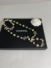 Load image into Gallery viewer, Chanel Classic Pearl 5 Motif Strand CC Crystal Inlay Necklace
