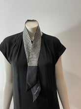 Load image into Gallery viewer, Dior Black White Houndstooth Silk Twilly
