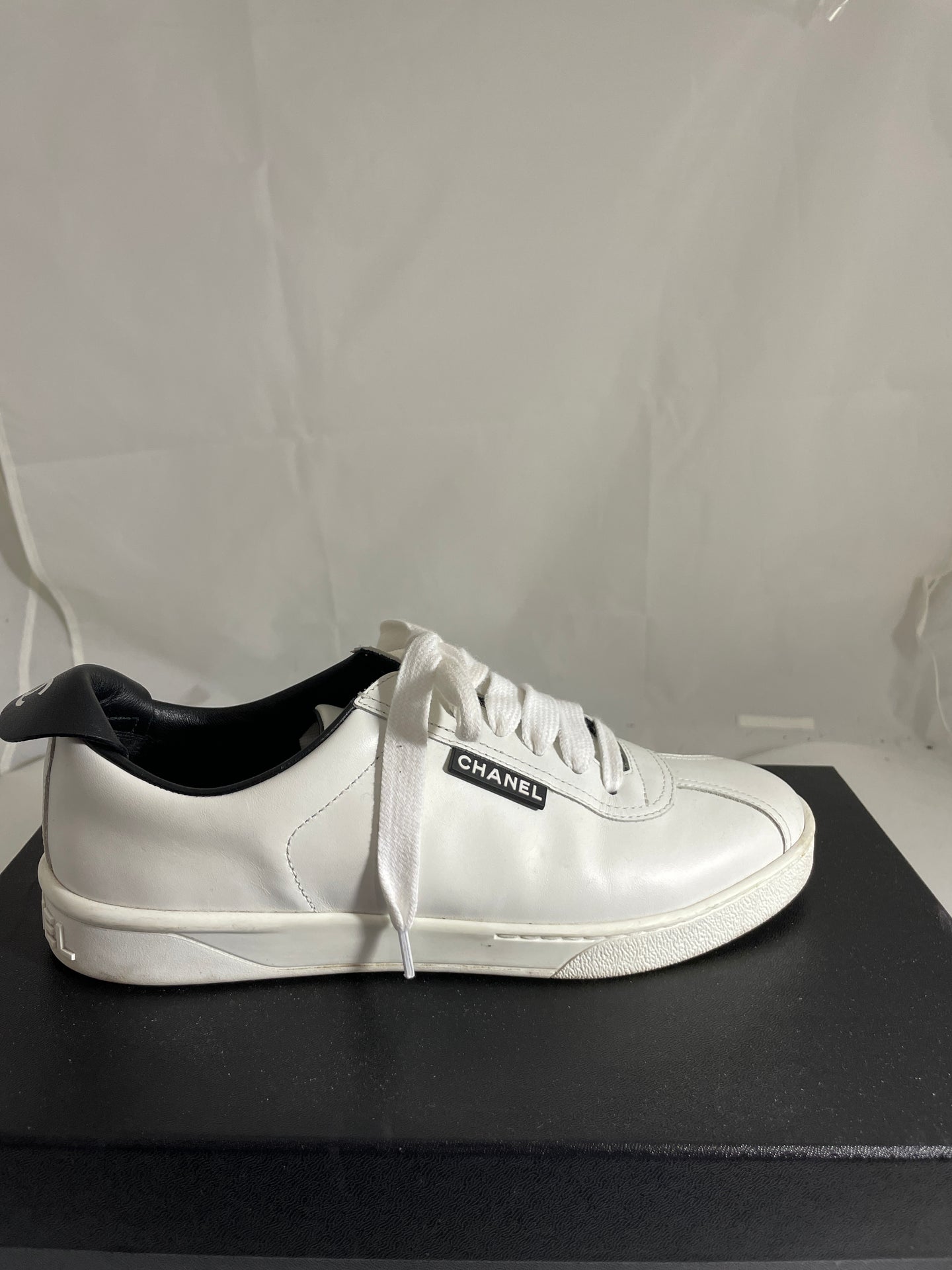Chanel White/Black Sneakers With Black Tabs