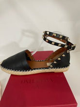 Load image into Gallery viewer, Valentino Black Leather Rockstud Ankle Wrap Espadrilles
