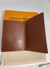Load image into Gallery viewer, Louis Vuitton Monogram Passport Cover
