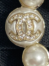 Load image into Gallery viewer, Chanel Gold Outline Pearl Brooch
