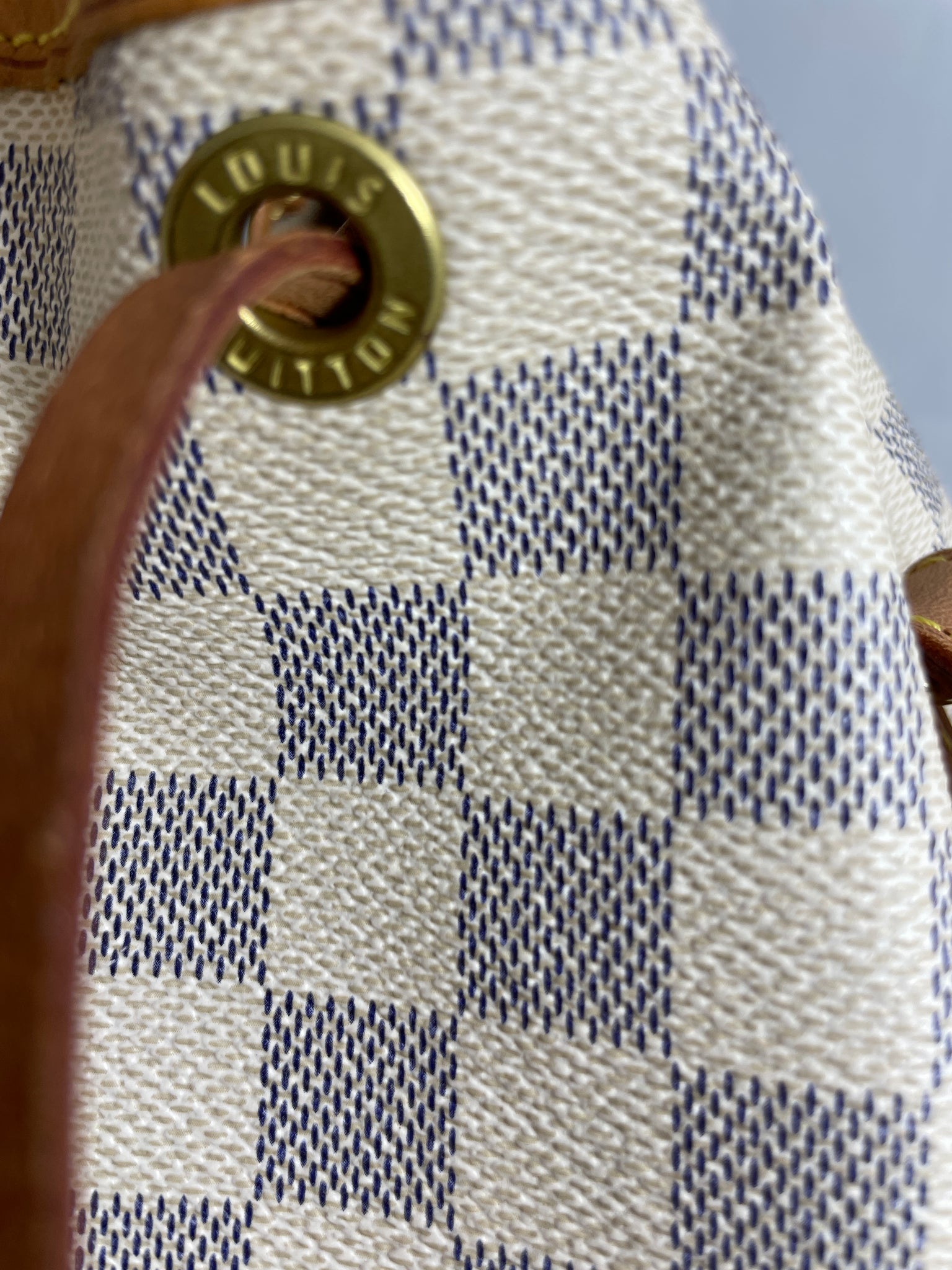 Louis Vuitton Damier Azur Canvas Noe Drawstring Bucket Bag – The  Millionaires Closet