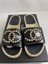 Load image into Gallery viewer, Chanel 20C Black Patent Leather Calfskin Espadrille Sandals

