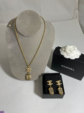 Load image into Gallery viewer, Chanel CC Pearl W/Stone Adjustable Necklace
