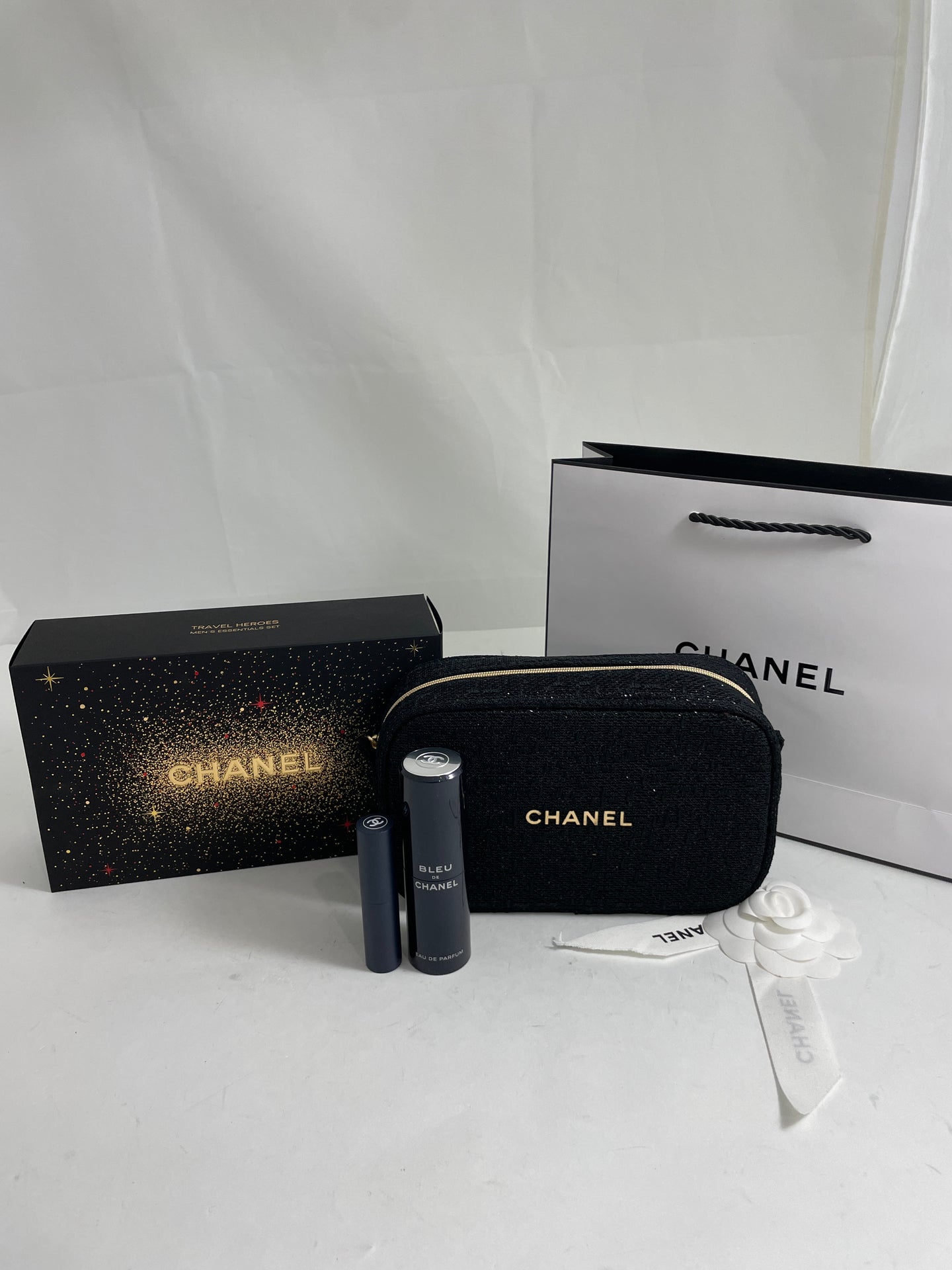 Chanel 2021  Travel Heroes Men's Essentials Set