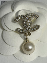 Load image into Gallery viewer, Chanel 22 CC Crystal Gold Tone Pearl Drop Earrings
