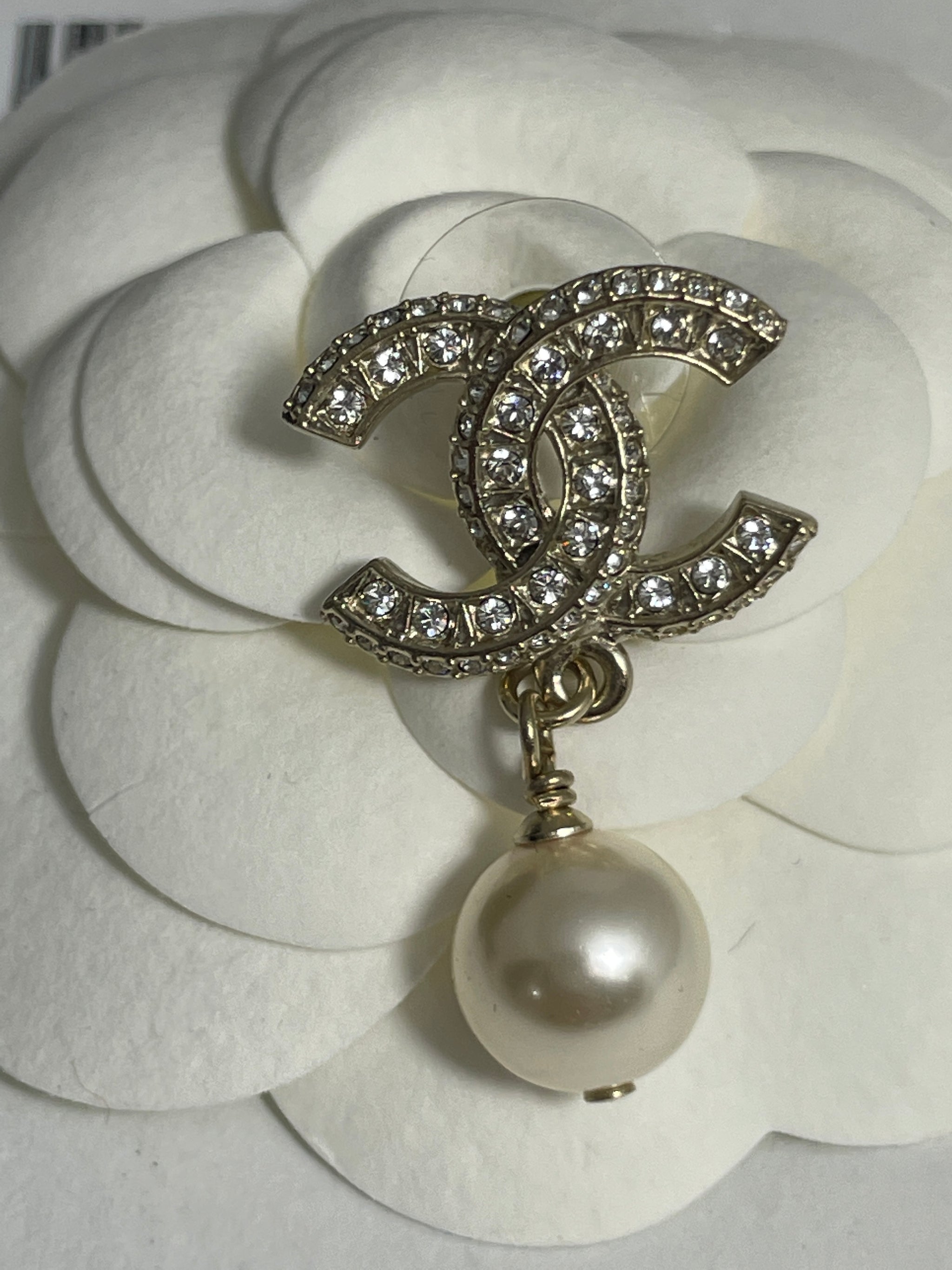 Chanel 22 CC Crystal Gold Tone Pearl Drop Earrings – The