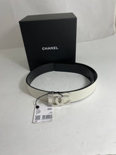 Load image into Gallery viewer, Chanel Black/White  Reversible Leather Belt
