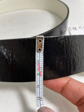 Load image into Gallery viewer, Chanel Black/White  Reversible Leather Belt
