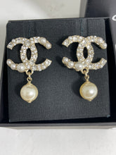 Load image into Gallery viewer, CHANEL NIB CC GOLD SILVER TONE PEARL WITH SMALL PEARL DROP EARRINGS
