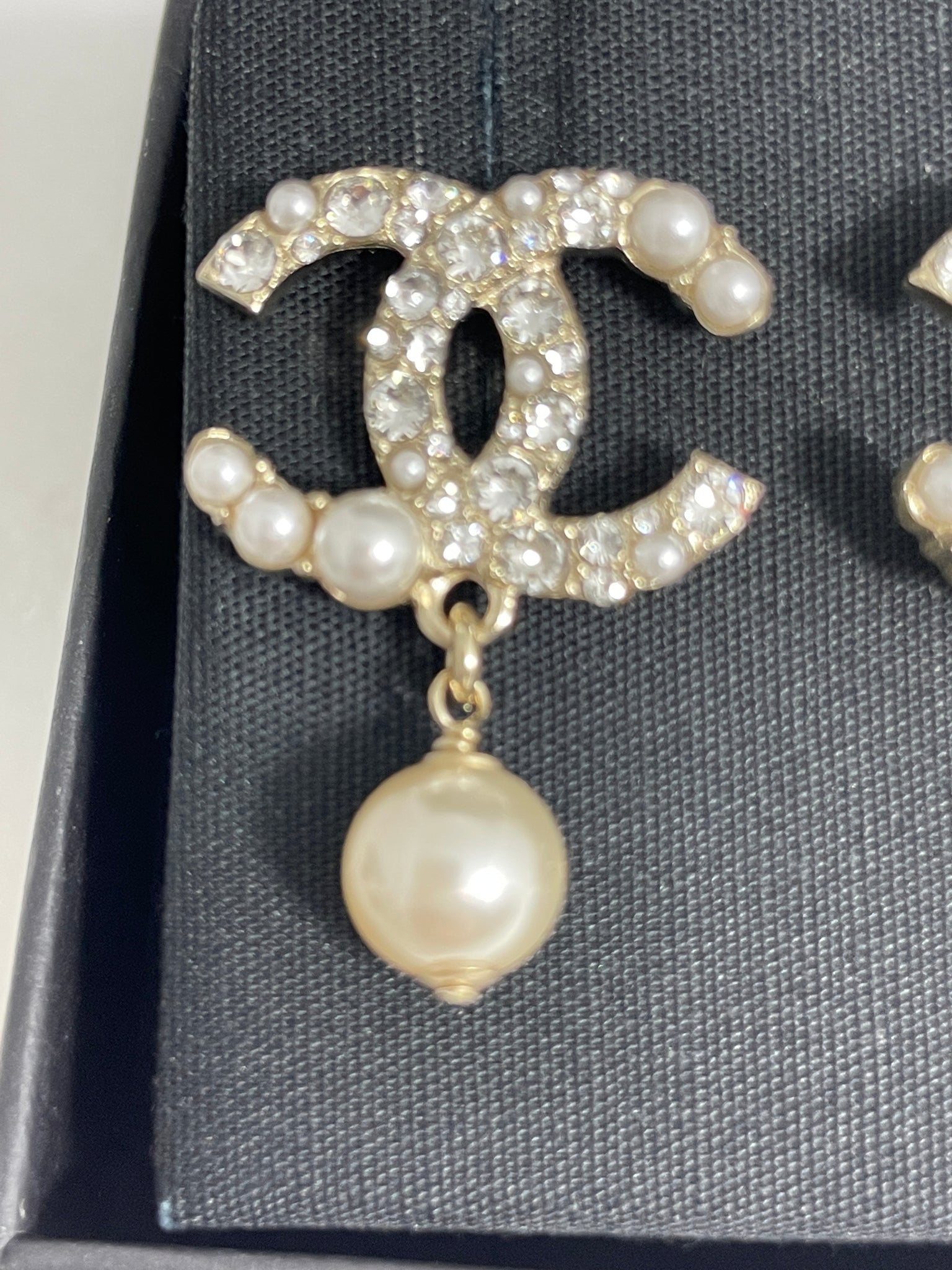 CHANEL Pearl Crystal CC Earrings Gold 786840