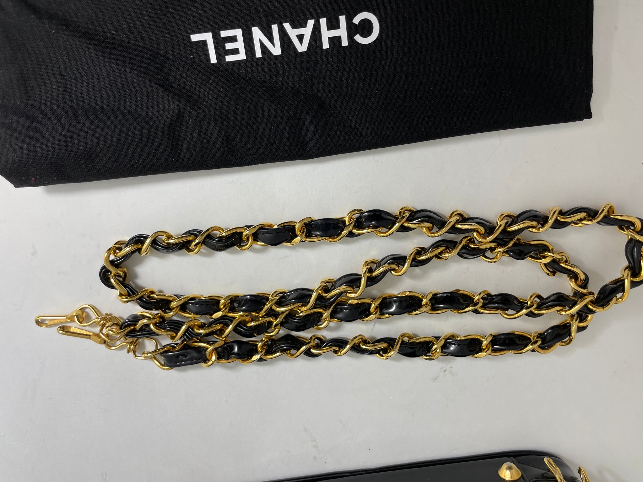 CHANEL Medallion 24K Gold Chain Leather Belt Black