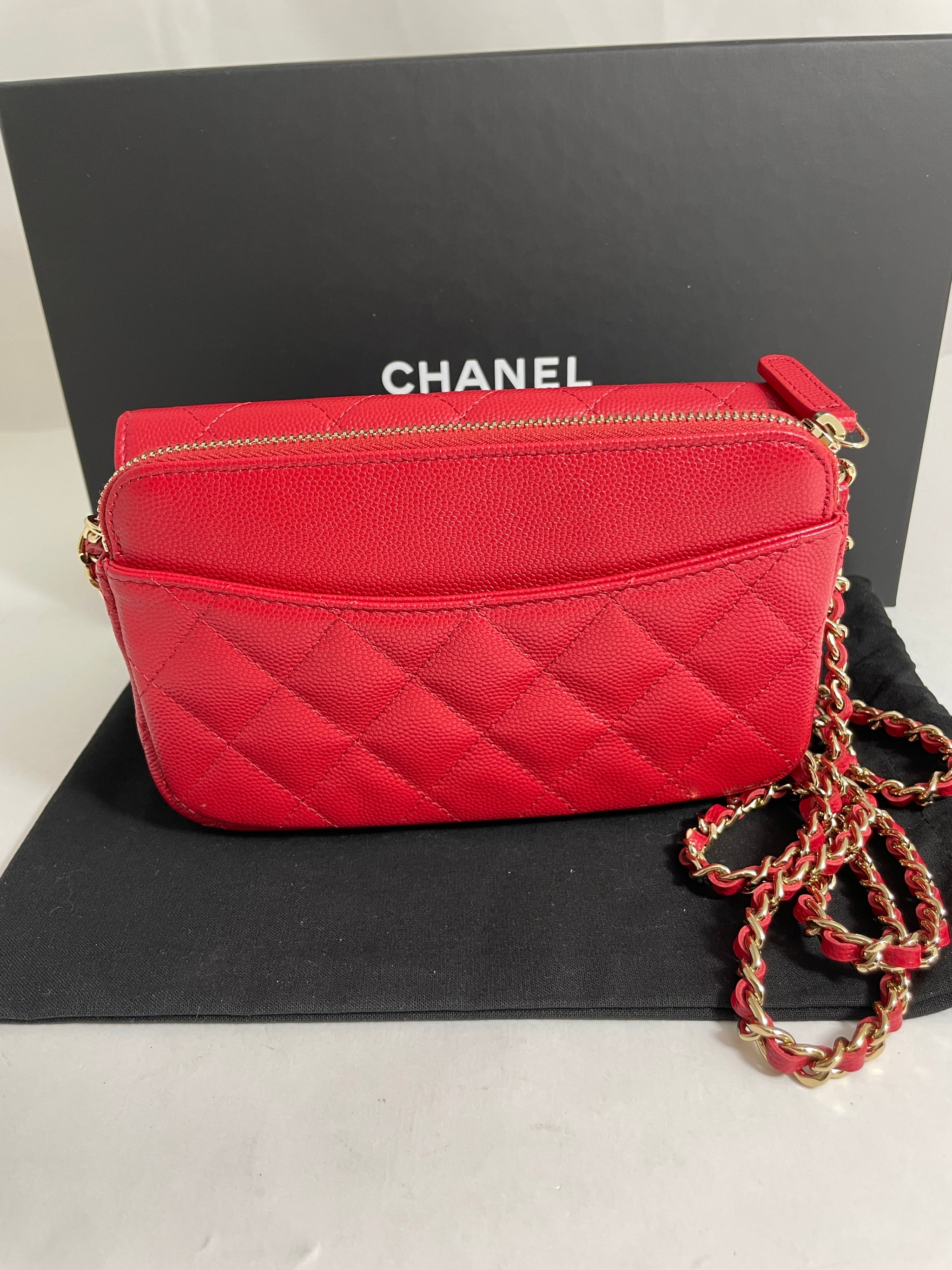 CHANEL N°1 de CHANEL レッドケース 約10cm CHANEL N°1 de CHANEL レッドケース 約10cm