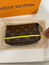 Load image into Gallery viewer, Louis Vuitton Monogram Mini Pouchette
