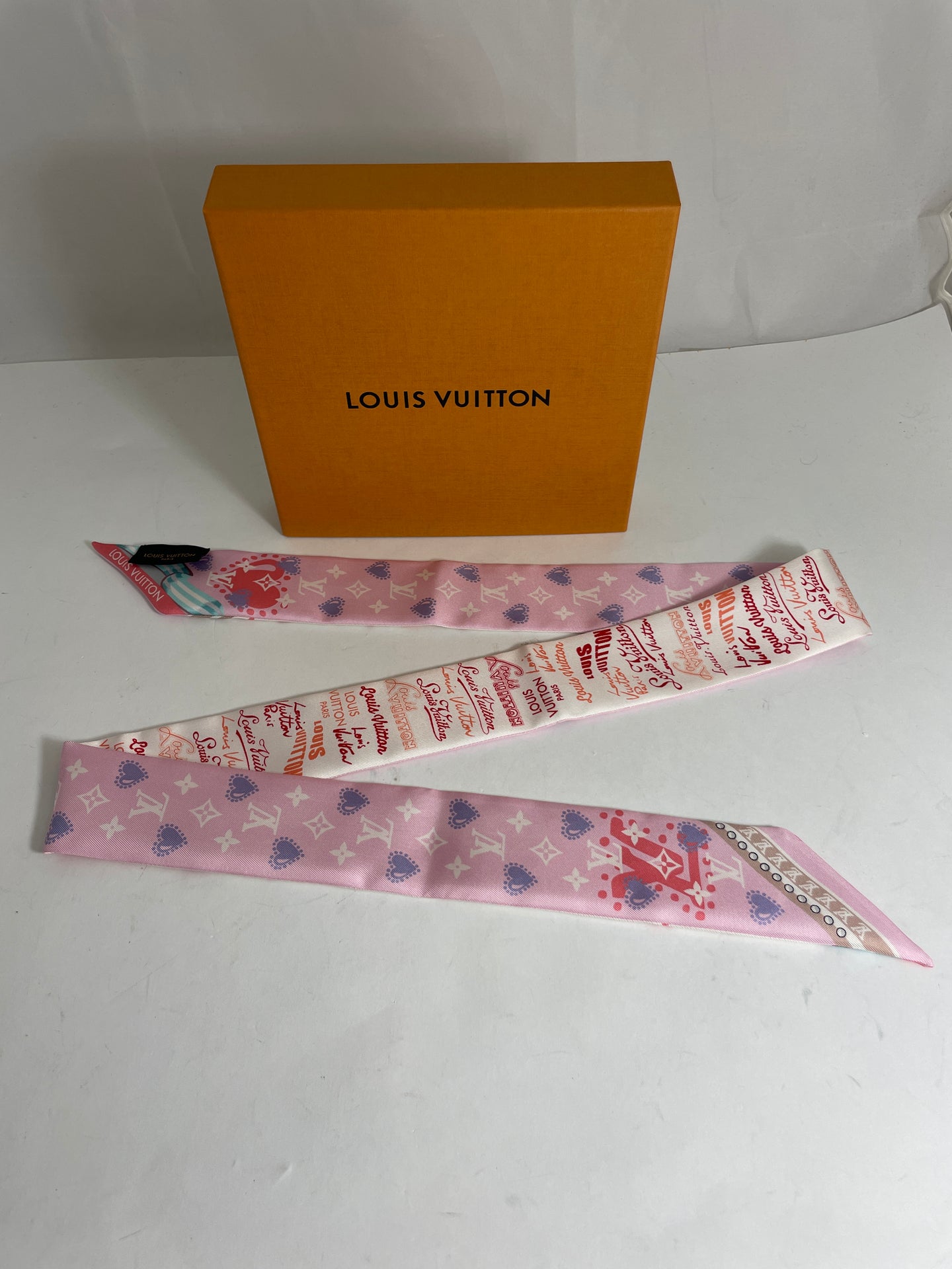 Louis Vuitton Multicolor Trunk Twilly Scarf