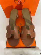 Load image into Gallery viewer, Hermes Gold Oasis Sandals
