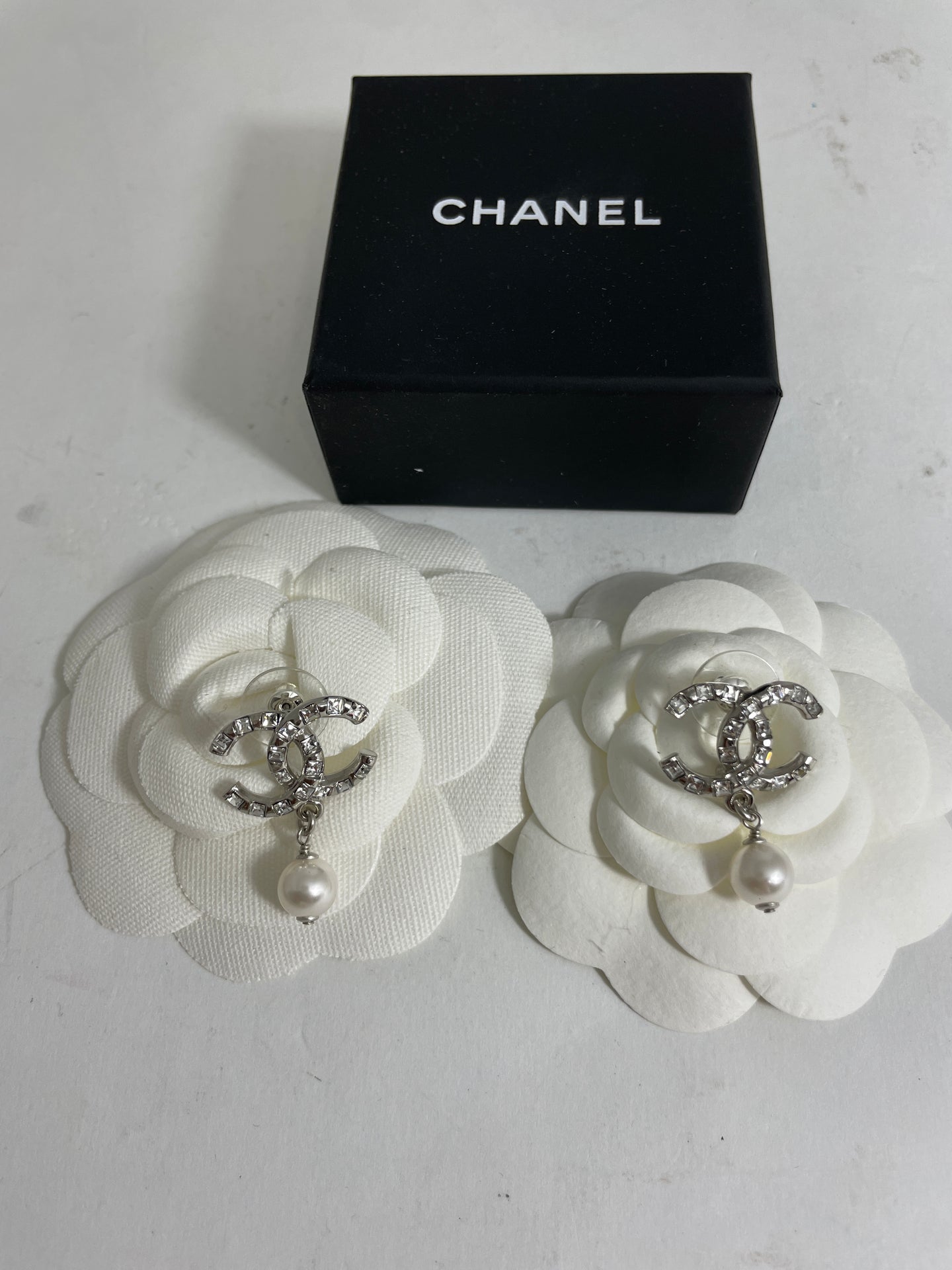 Chanel 22 CC Crystal Silver Tone Pearl Drop Earrings