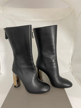 Load image into Gallery viewer, Alexander McQueen Black Leather Mirror-Heel Boots
