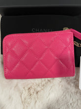 Load image into Gallery viewer, Chanel 22K Rose Caviar Key Wallet
